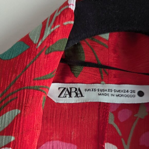 Zara floral wrap midi dress with 3/4 sleeves - Picture 14 of 16